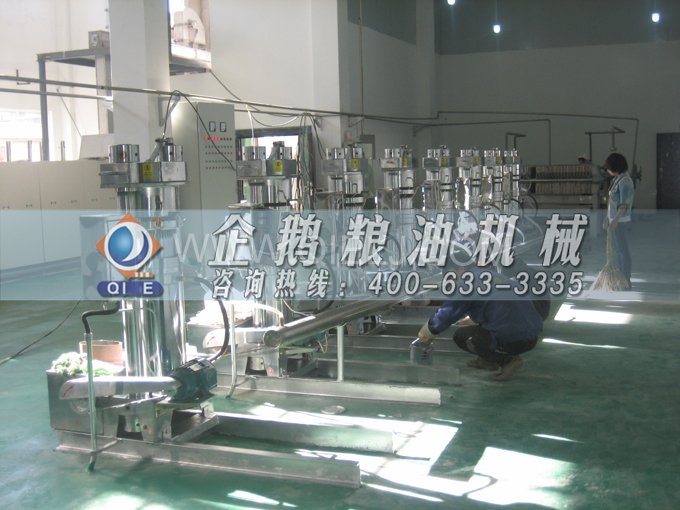 芝麻油壓榨處理設備，企鵝牌液壓榨油機勇于創新生產效率高(圖5)